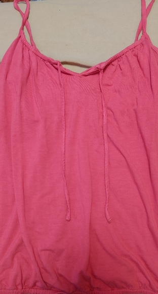 Old navy spaghetti strap - Picture 1 of 1